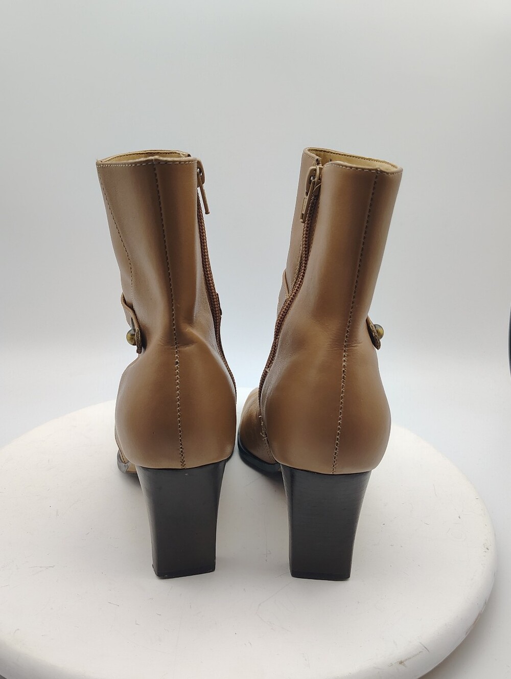 Women's Leather Tan Ankle Boot with Mid Heel Size 7.5 - Picture 8 of 15